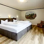Smart 2 Bb2 327 Hotel *
